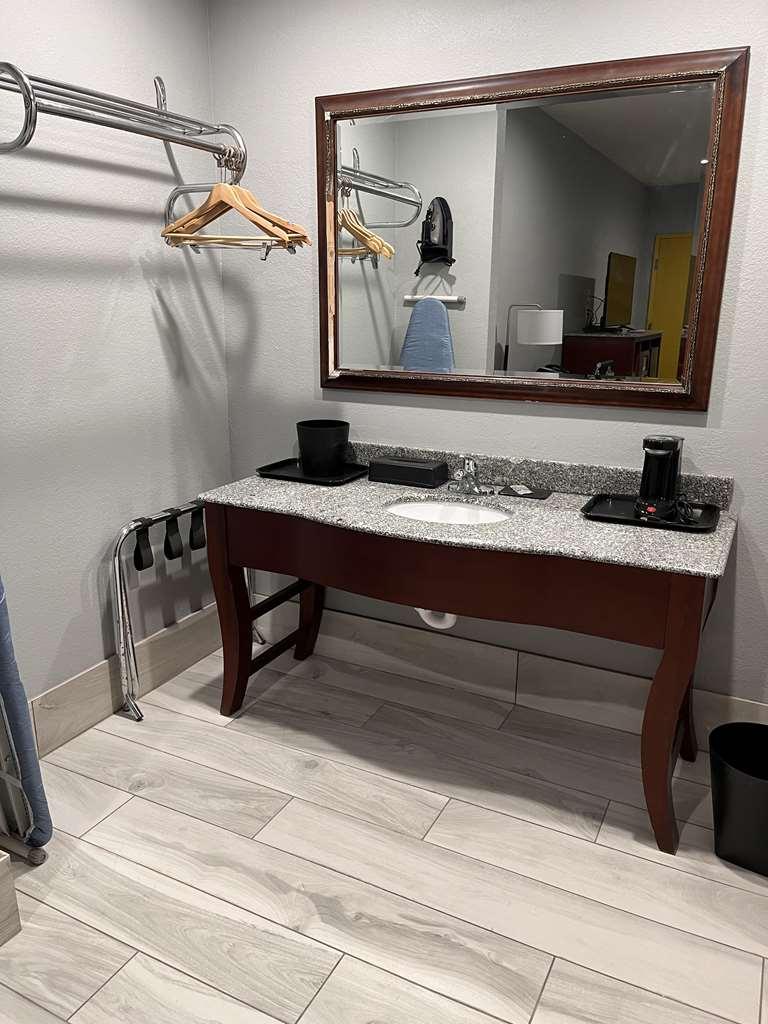 Surestay By Best Western Mcalester (Adults Only) Eksteriør billede